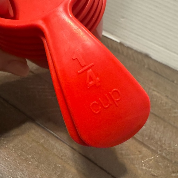 Tupperware Measuring Cup Set - Picture 6 of 6